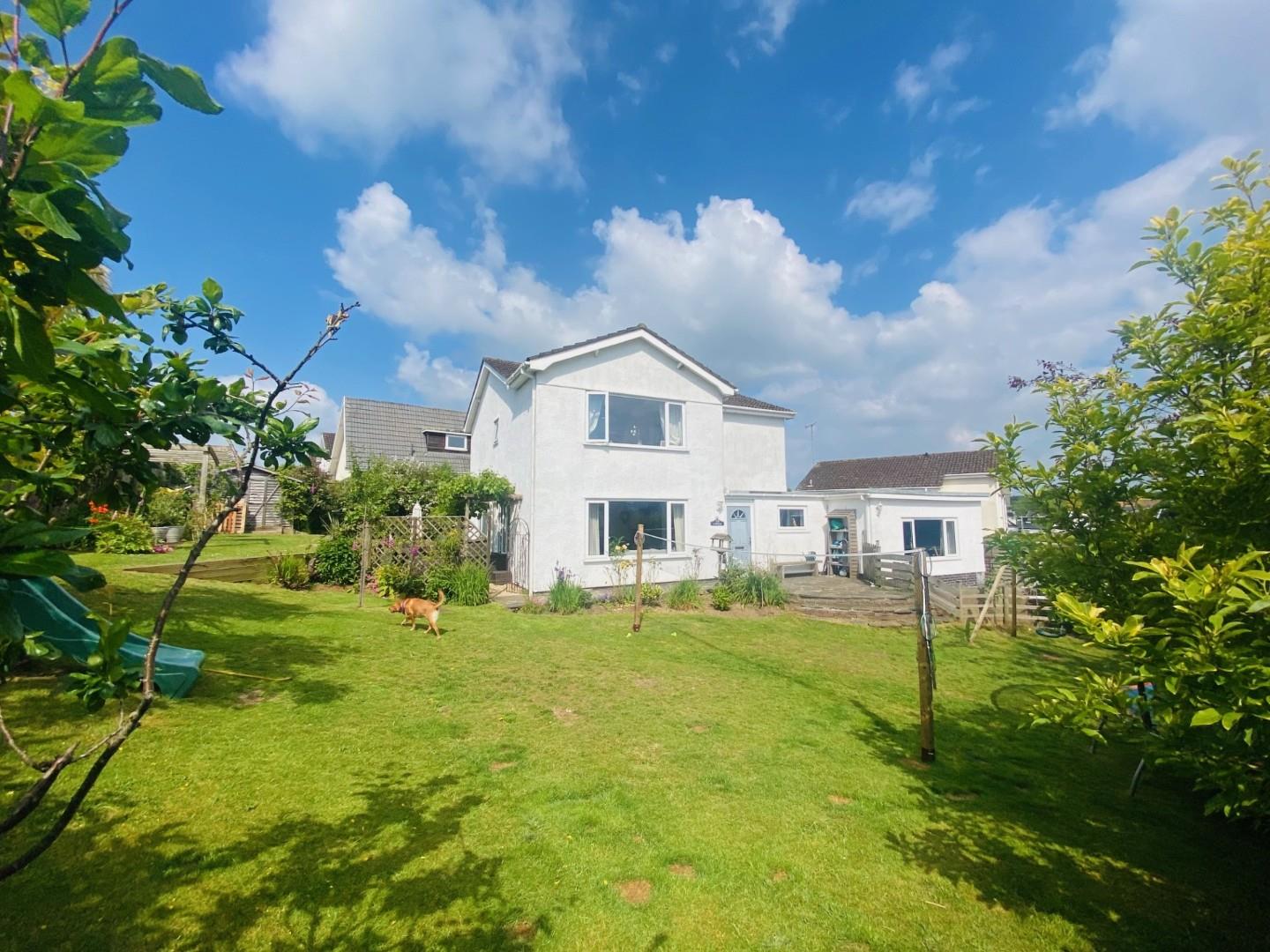 Pennard Drive, Southgate, Swansea, SA3 2DP
